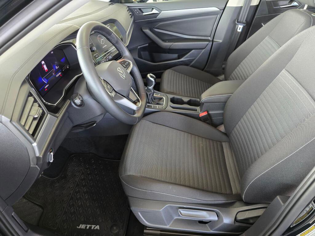 Used 2023 Volkswagen Jetta S w/ Driver Assistance Package image 21