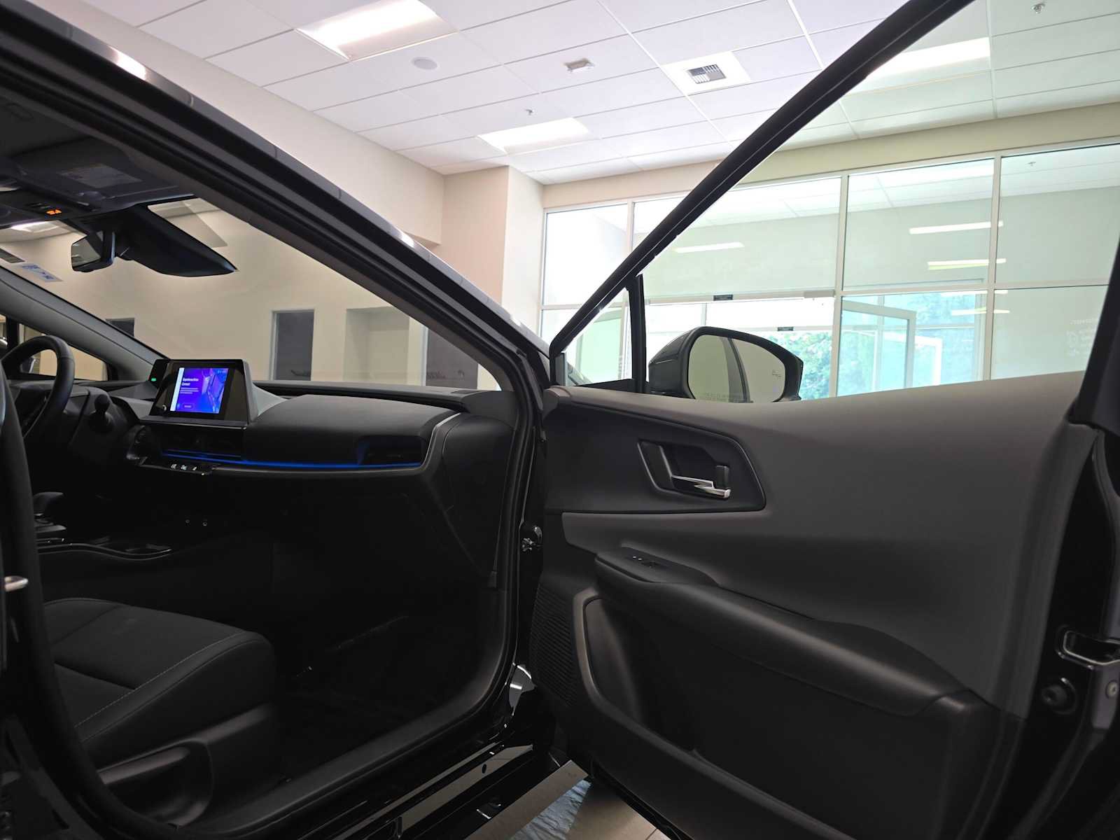 Certified 2024 Toyota Prius XLE AWD/4WD image 27