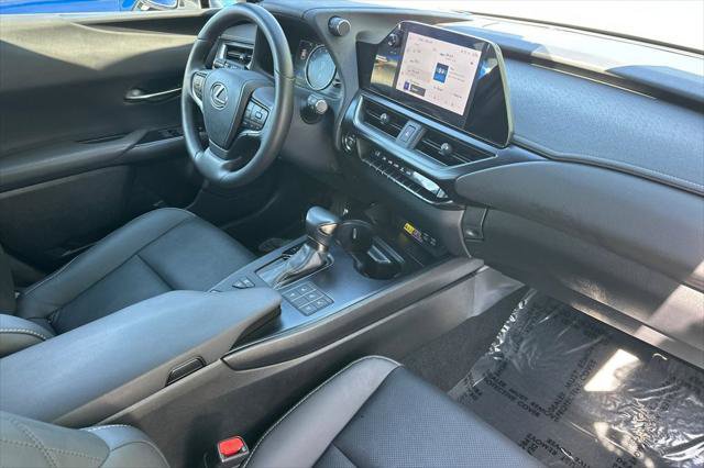 Certified 2024 Lexus UX 250h F Sport FWD image 18