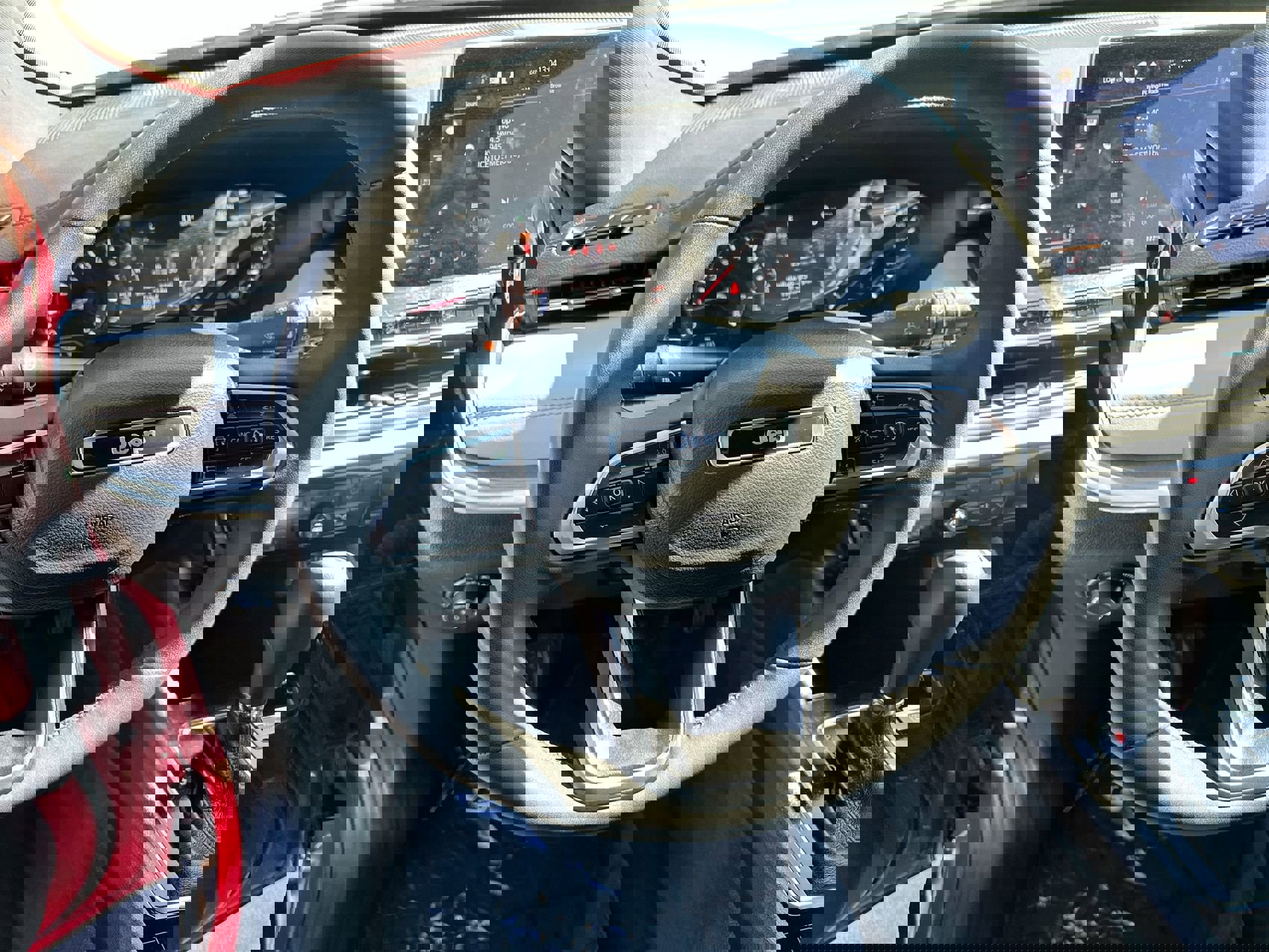 Used 2023 Jeep Compass Limited image 14