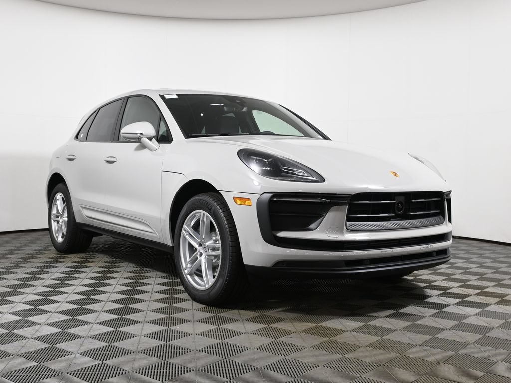 New 2026 Porsche Macan AWD/4WD image 9
