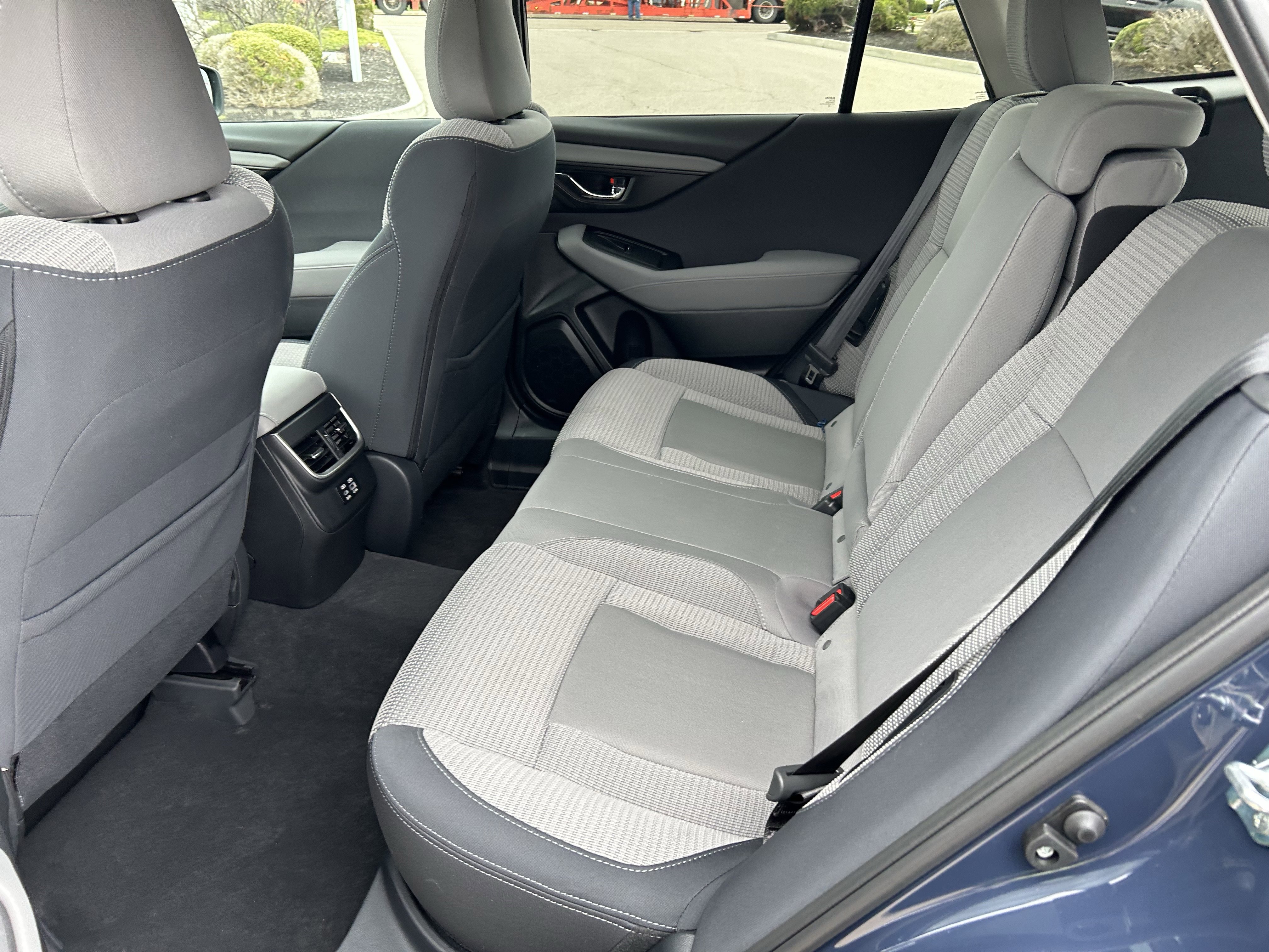 Used 2025 Subaru Outback Premium w/ Popular Package #1 image 24