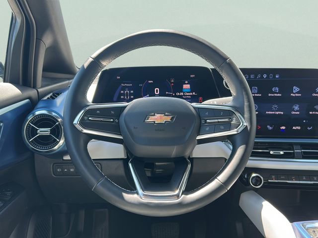 Used 2025 Chevrolet Equinox EV LT FWD image 8
