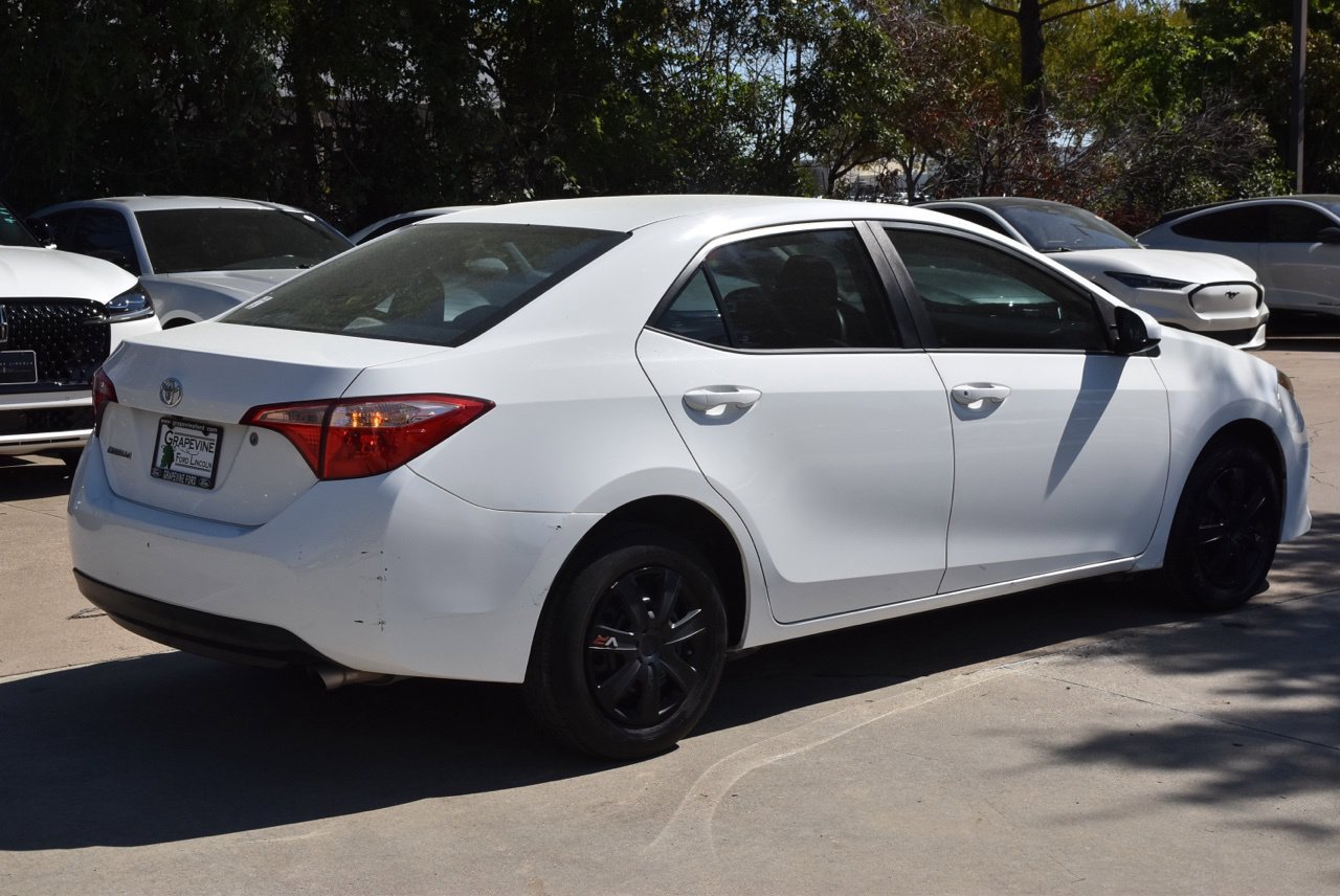 Used 2018 Toyota Corolla L FWD image 7