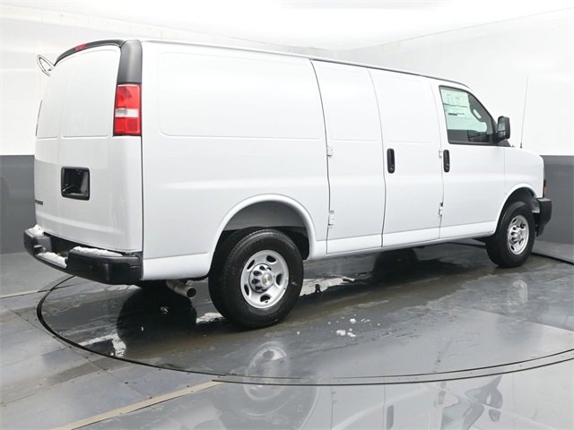 New 2025 Chevrolet Express 2500 w/ Driver Convenience Package image 28