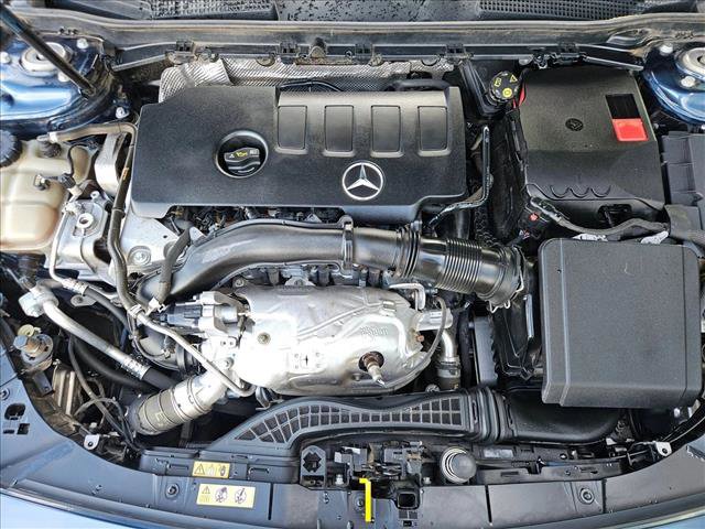 Used 2021 Mercedes-Benz CLA 250 image 22