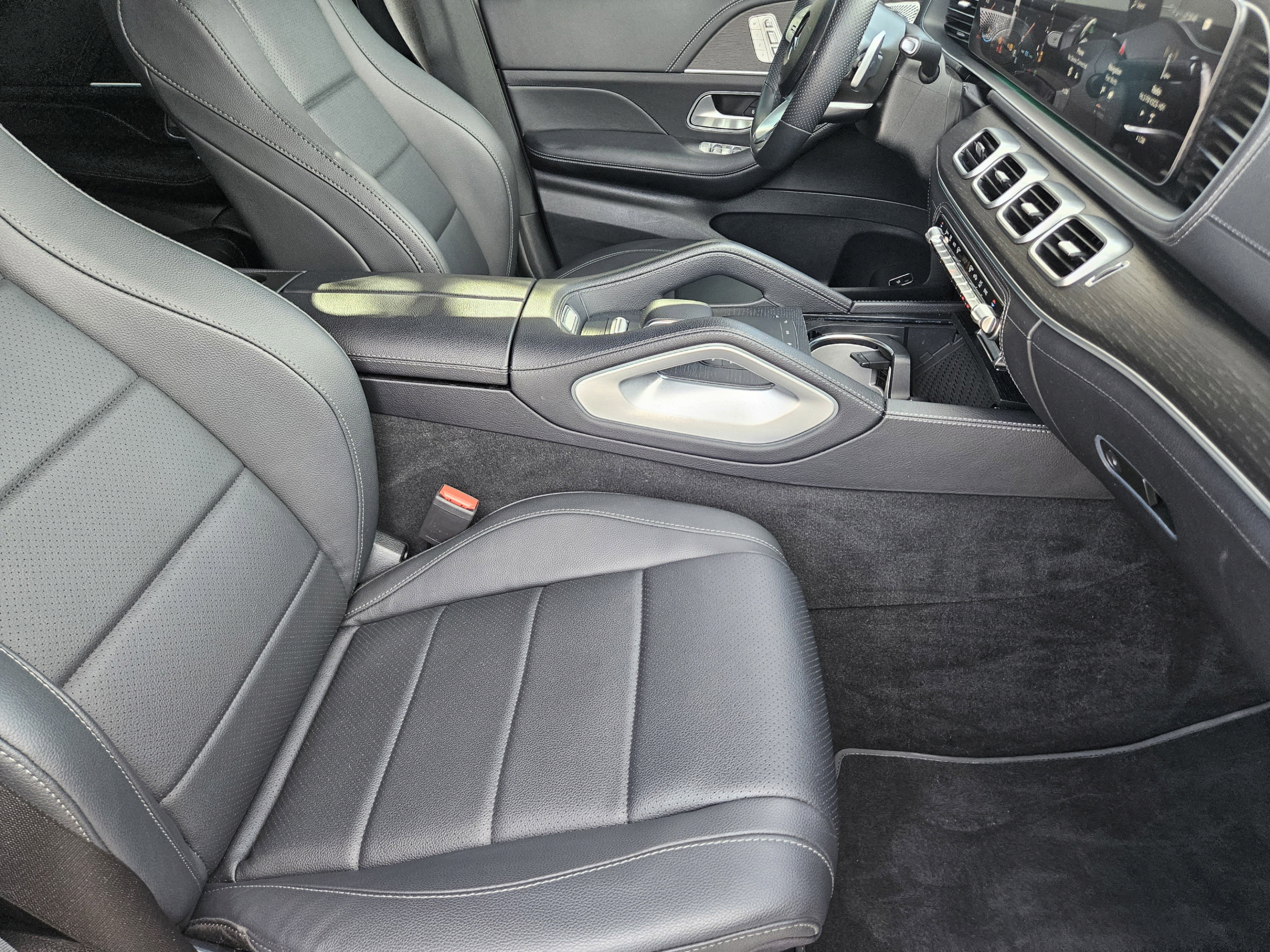 Certified 2023 Mercedes-Benz GLS 450 4MATIC image 6