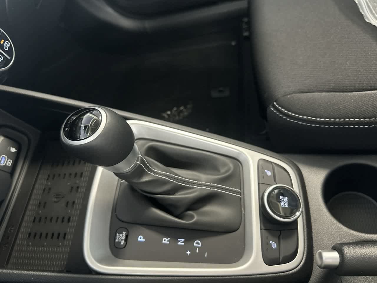 New 2026 Hyundai Venue SEL FWD image 21