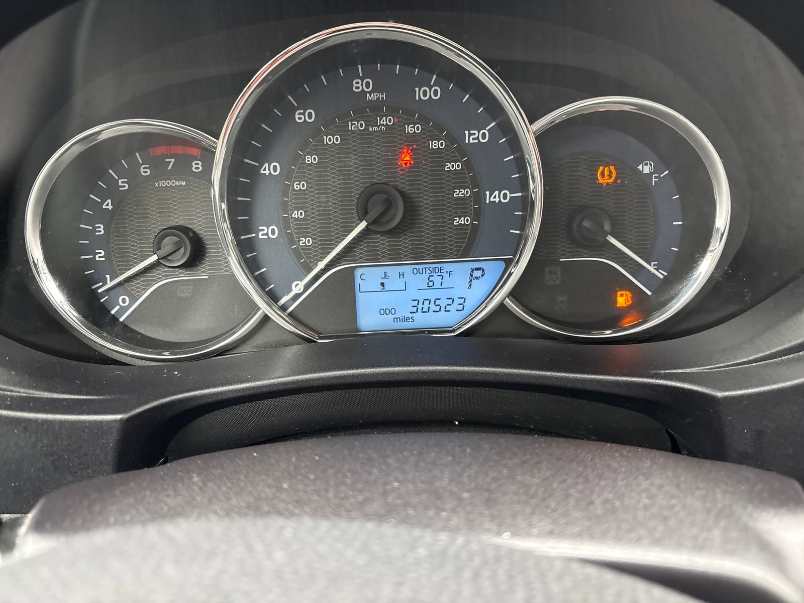 Used 2015 Toyota Corolla LE FWD image 16