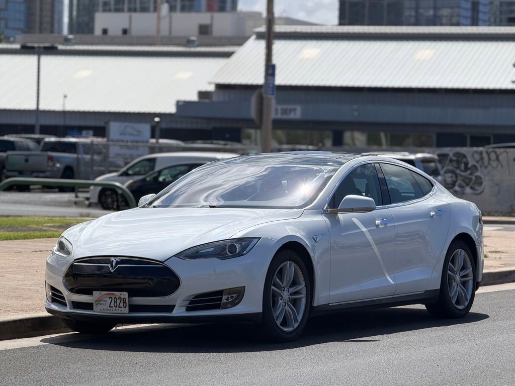 Used 2013 Tesla Model S RWD image 1