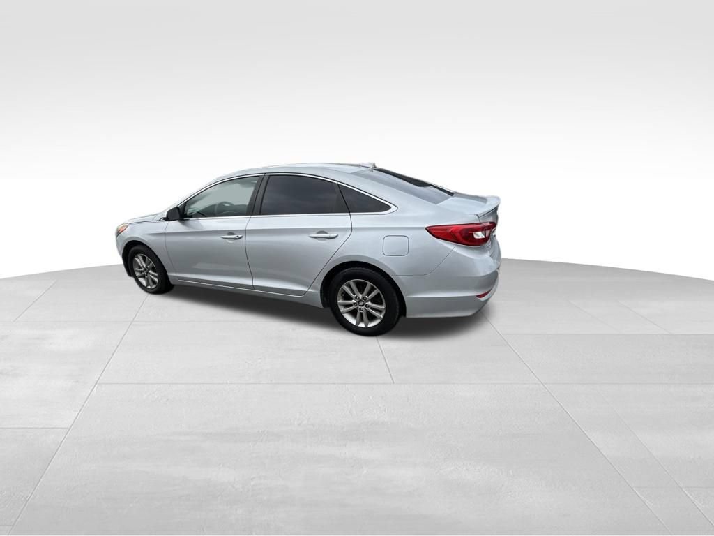 Used 2016 Hyundai Sonata SE FWD image 10