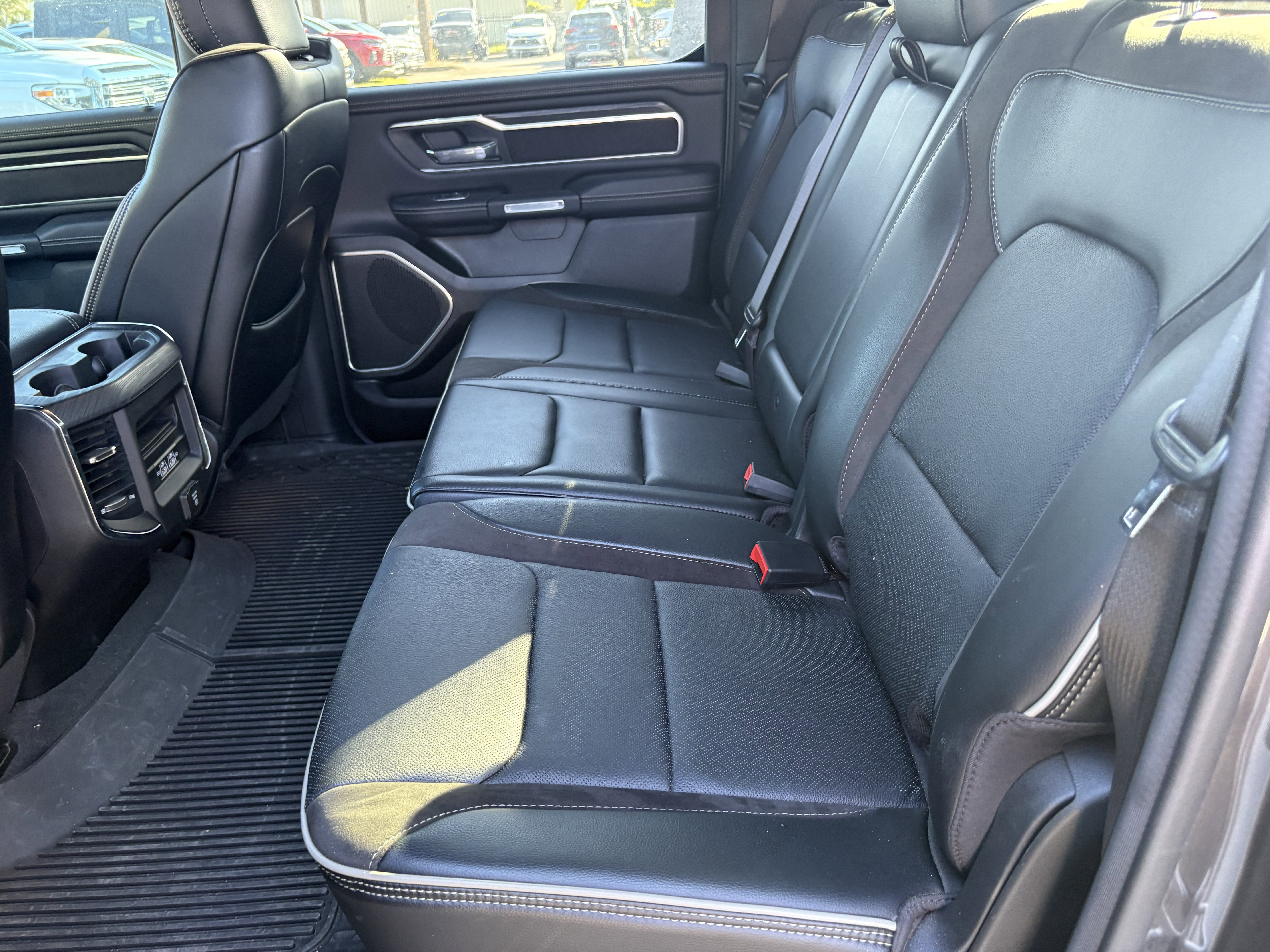 Used 2023 RAM 1500 Laramie image 9