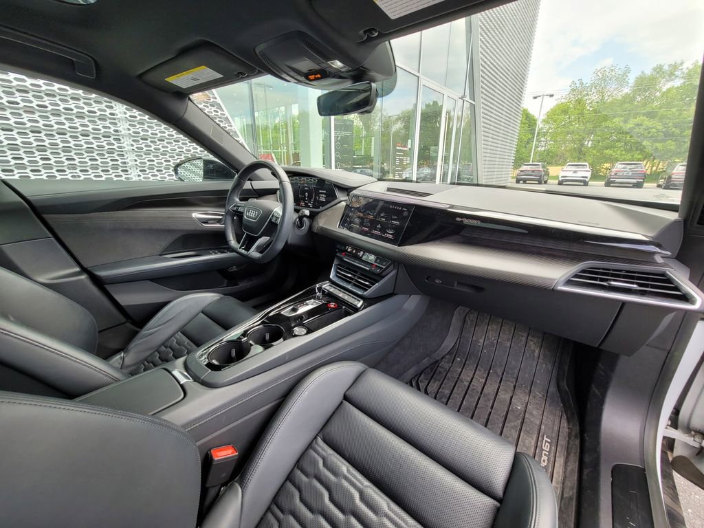 Certified 2023 Audi e-tron GT Premium Plus w/ Performance Package AWD/4WD image 13