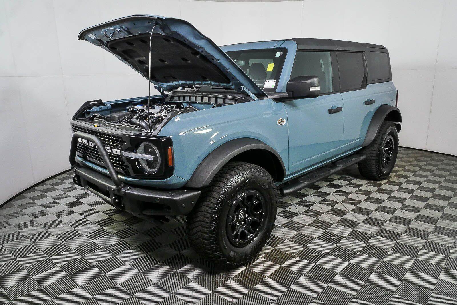 Used 2023 Ford Bronco Wildtrak AWD/4WD image 31