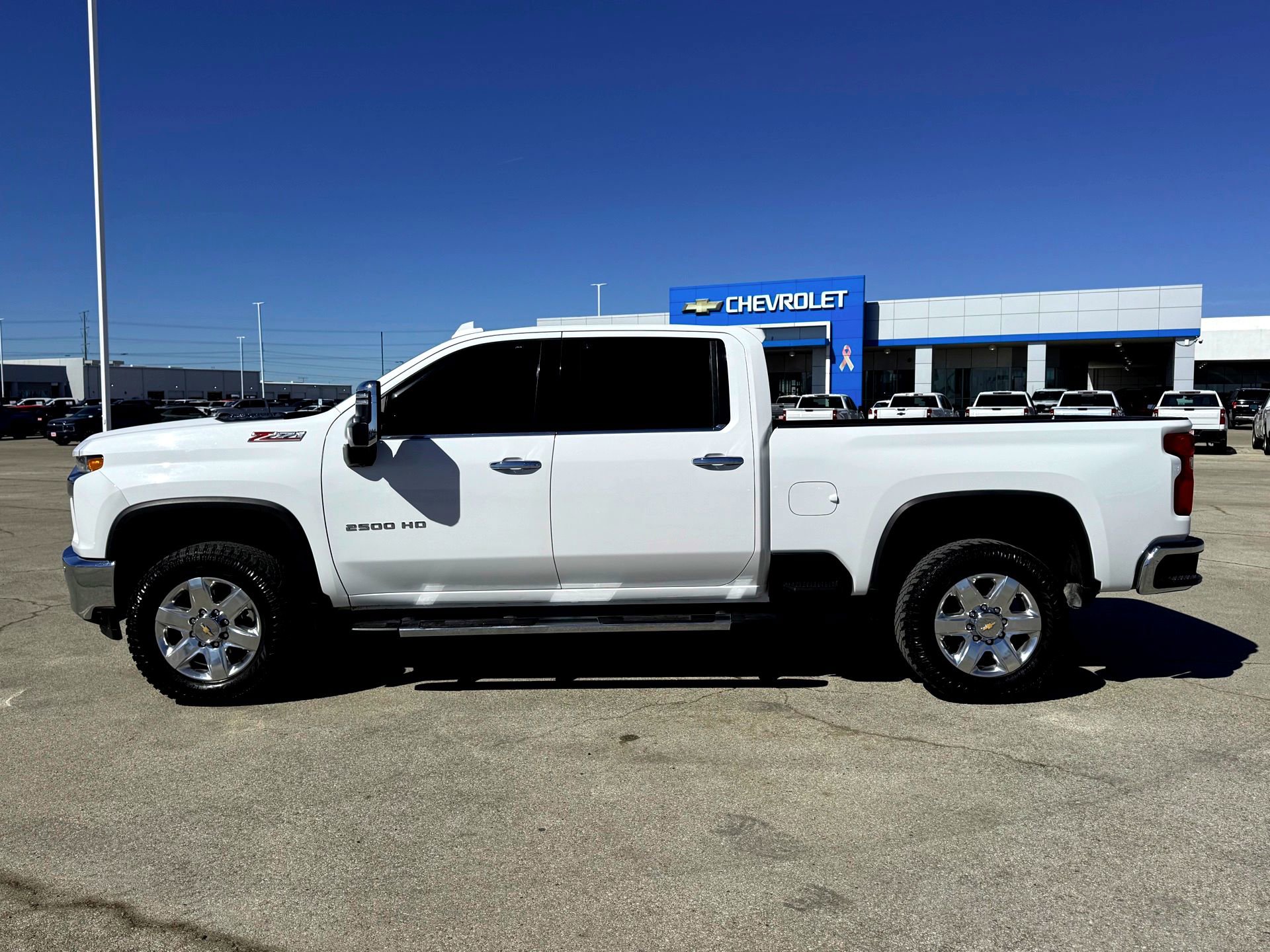 Used 2022 Chevrolet Silverado 2500 LTZ w/ LTZ Plus Package image 10