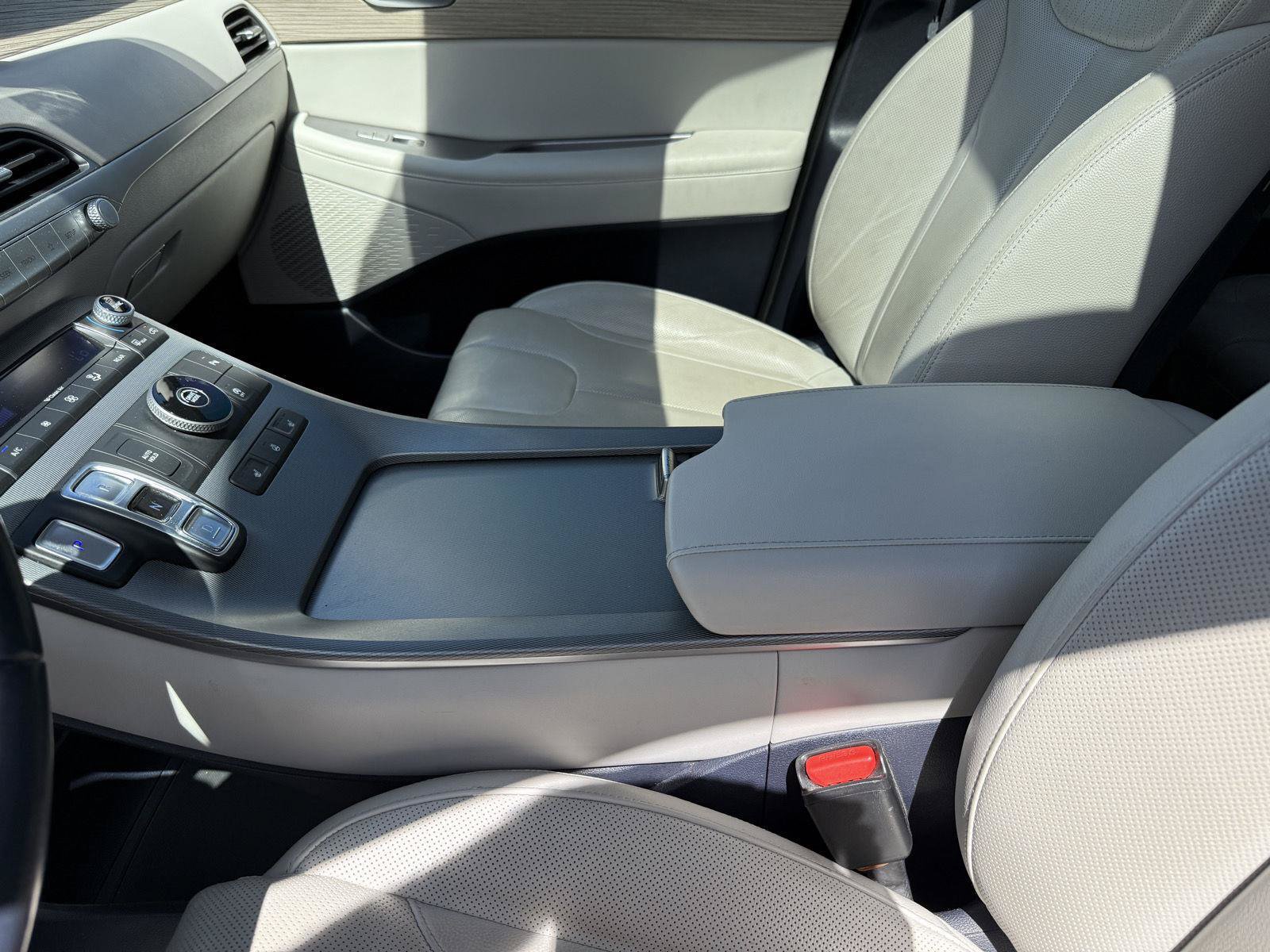 Used 2022 Hyundai Palisade SEL w/ Premium Package FWD image 22