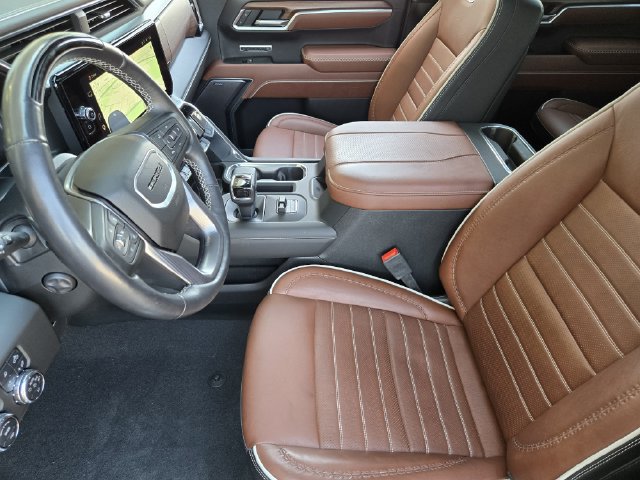 Used 2025 GMC Sierra 1500 Denali Ultimate AWD/4WD image 11