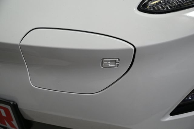 Used 2023 Hyundai Kona SE FWD image 15