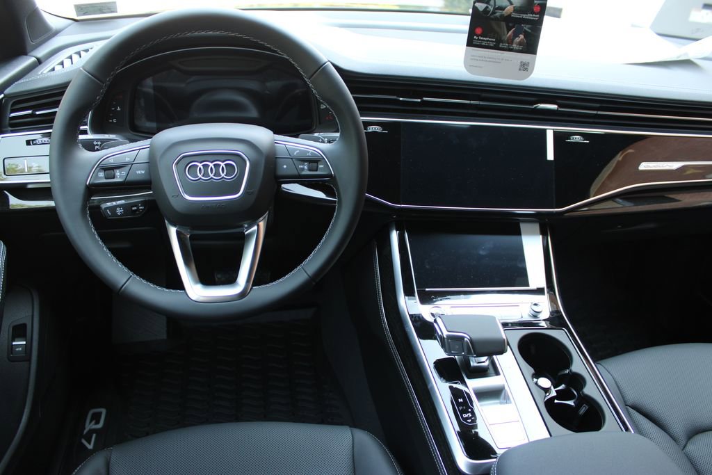 New 2025 Audi Q7 3.0T Premium Plus AWD/4WD image 10