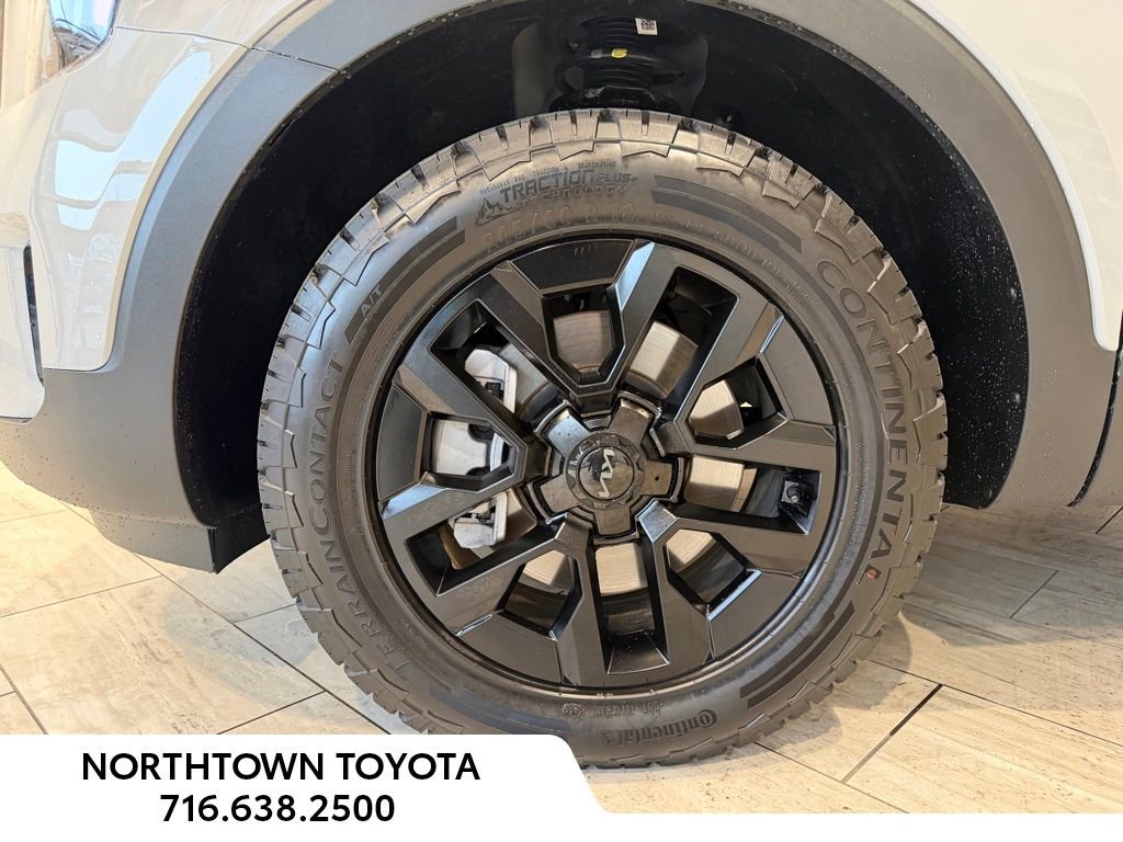 Used 2025 Kia Telluride AWD image 25