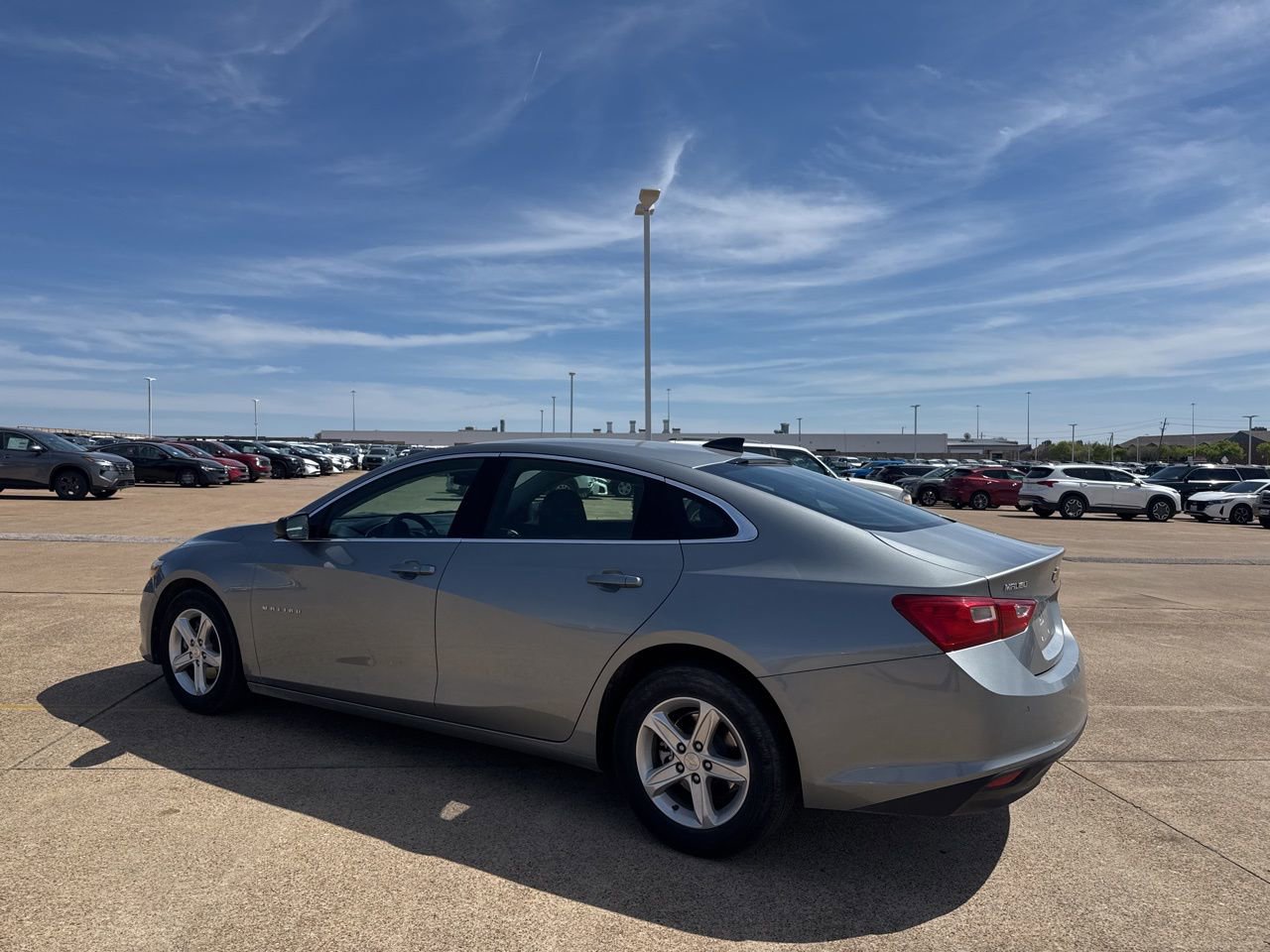 Used 2025 Chevrolet Malibu LS image 16