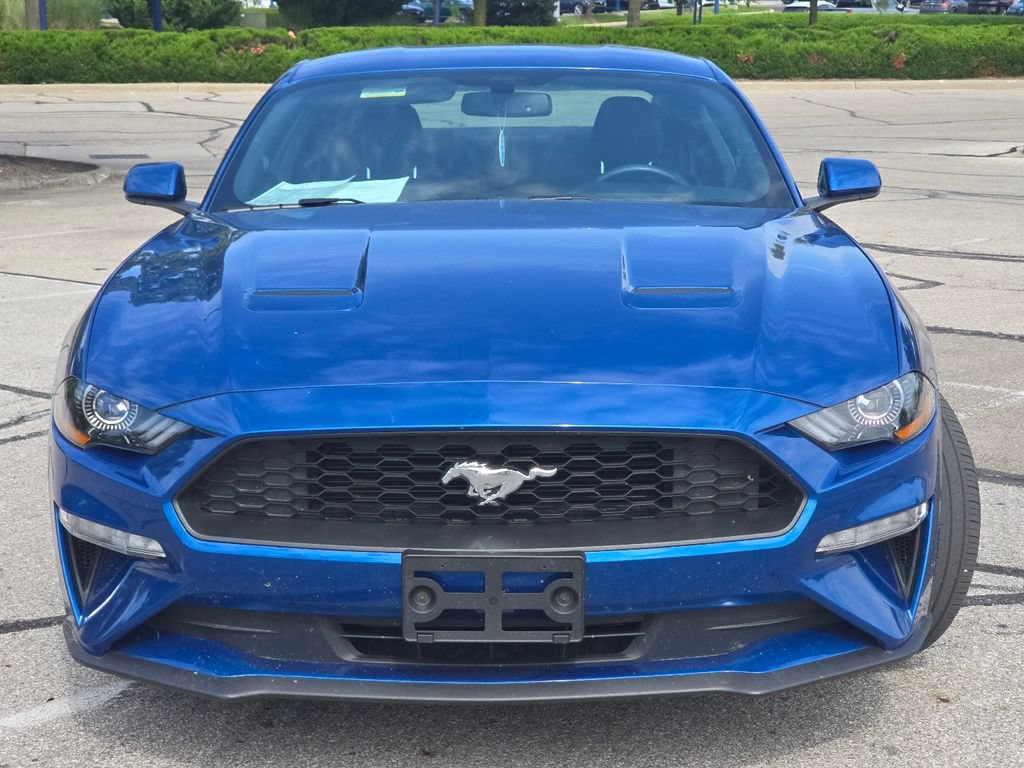 Used 2018 Ford Mustang Coupe RWD image 6