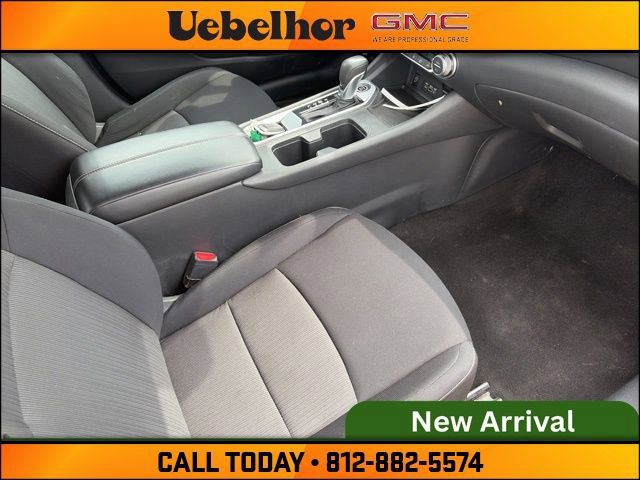 Used 2024 Nissan Sentra SV w/ All-Weather Package FWD image 25