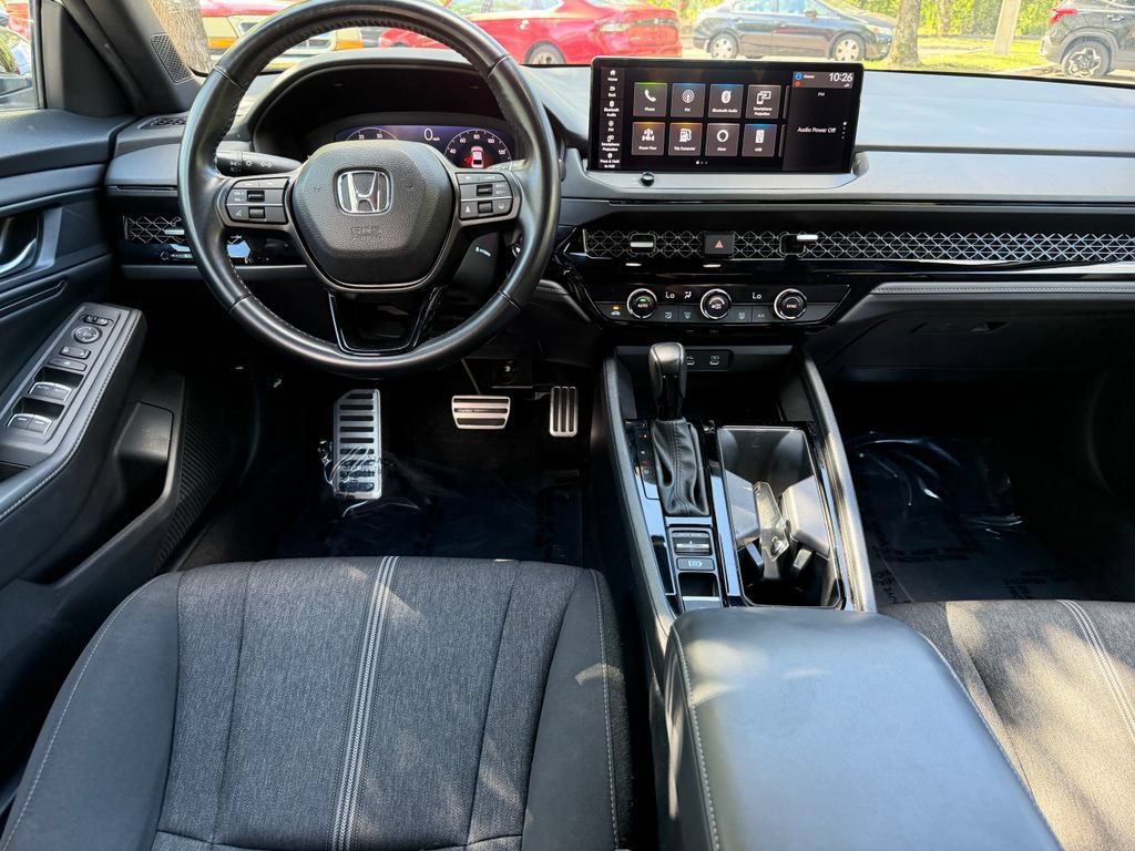 Used 2024 Honda Accord Sport image 27
