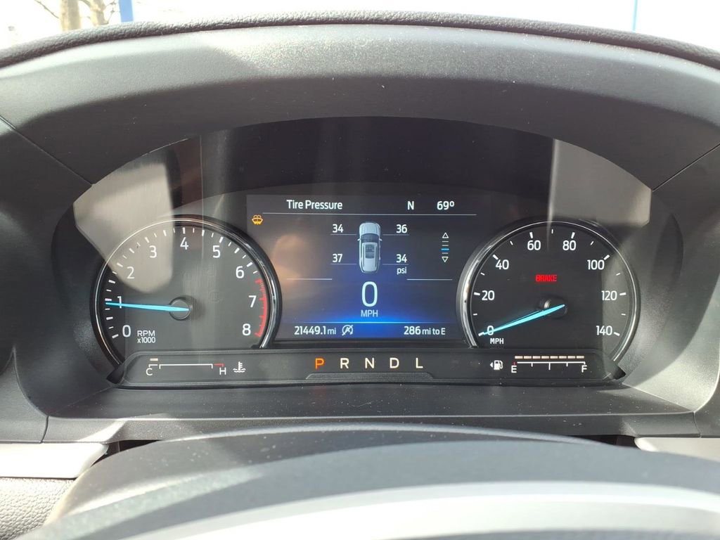 Used 2023 Ford Explorer XLT w/ Equipment Group 202A image 19