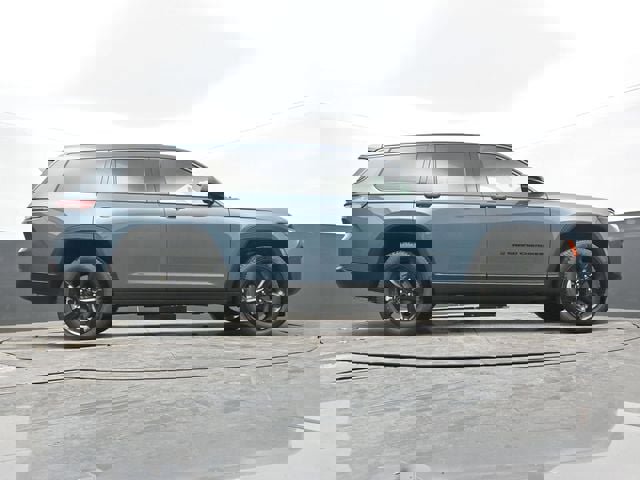 New 2026 Jeep Grand Cherokee L Limited w/ Limited Altitude Package image 60