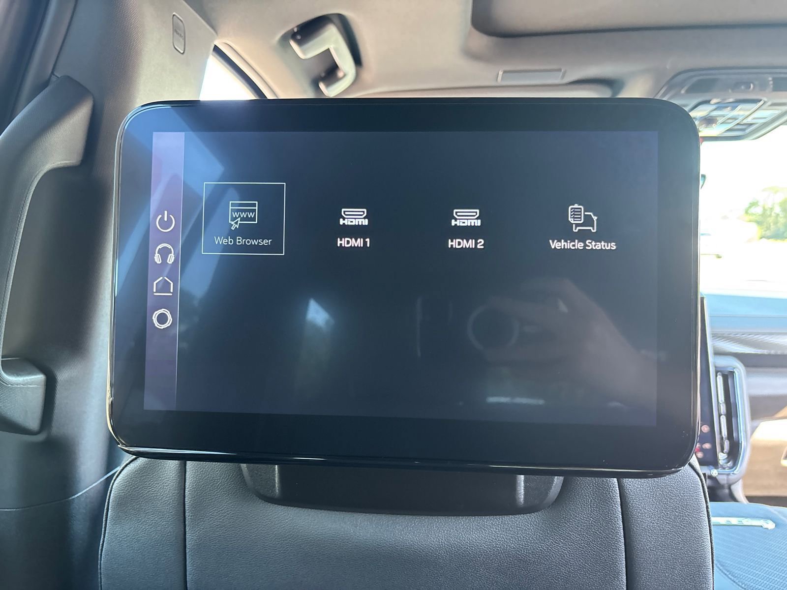 New 2026 GMC Yukon AT4 image 27