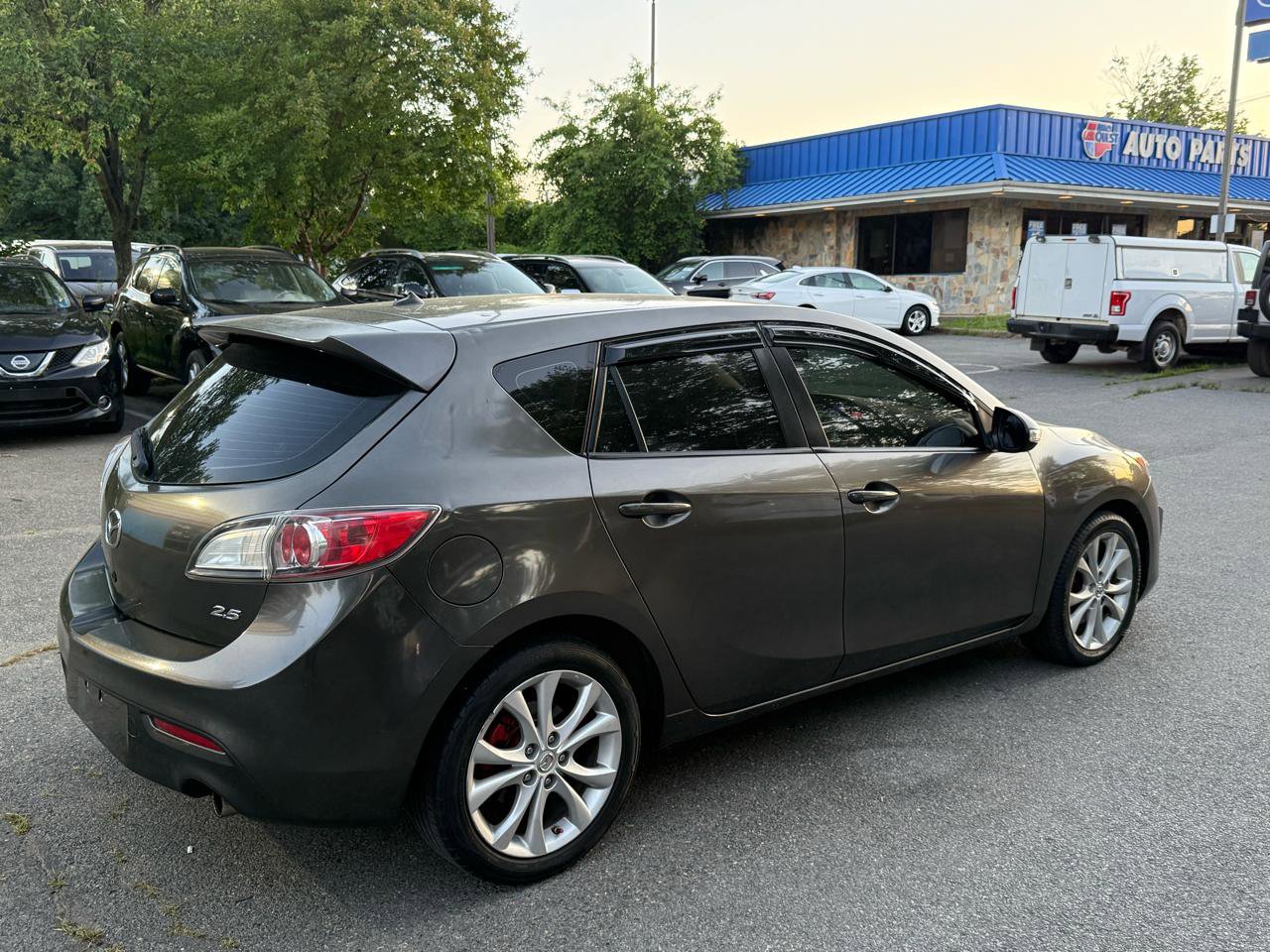 Used 2010 MAZDA MAZDA3 s Sport FWD image 7