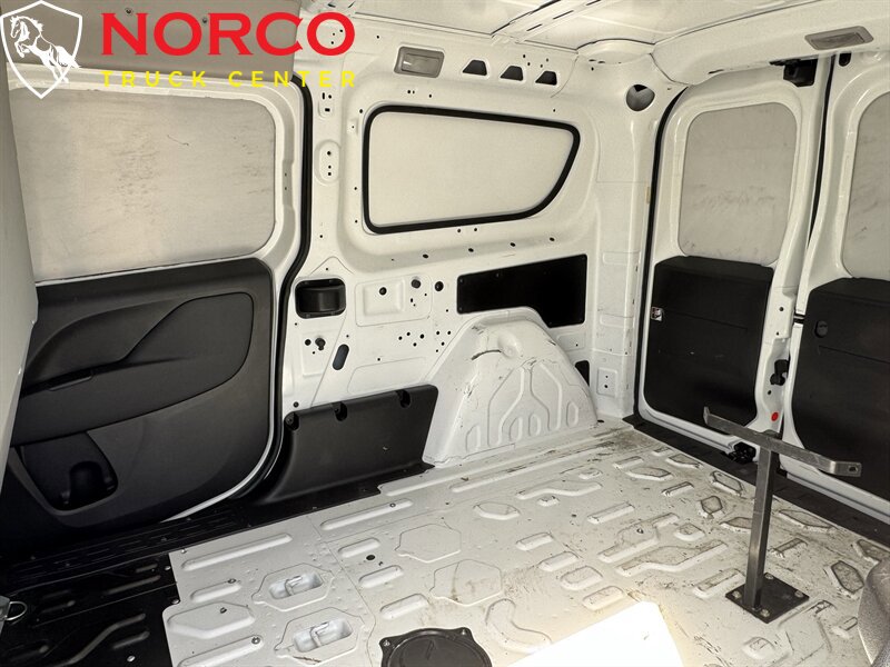 Used 2022 RAM ProMaster City Tradesman image 9