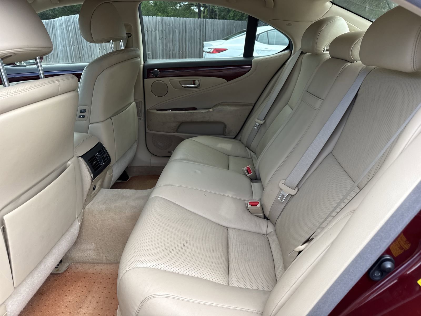 Used 2007 Lexus LS 460 RWD image 11