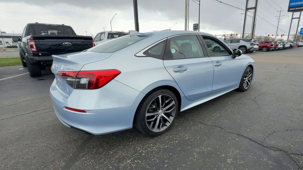 Used 2022 Honda Civic Touring image 8