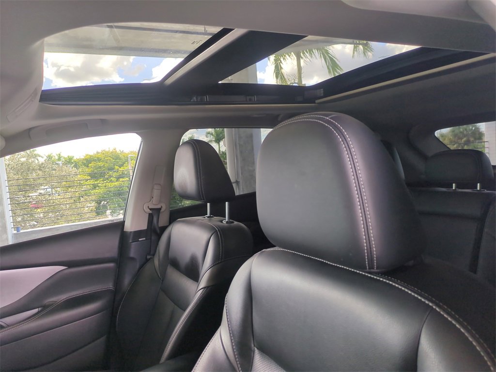 Used 2021 Nissan Murano SL w/ SL Moonroof Package image 18