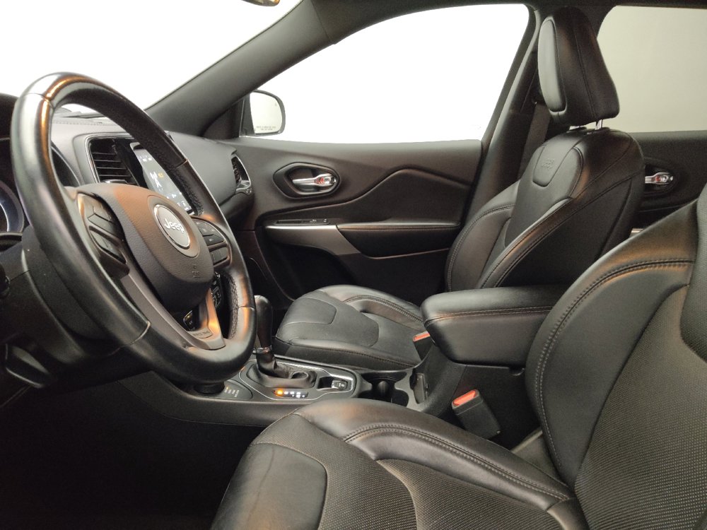 Used 2019 Jeep Cherokee High Altitude image 17