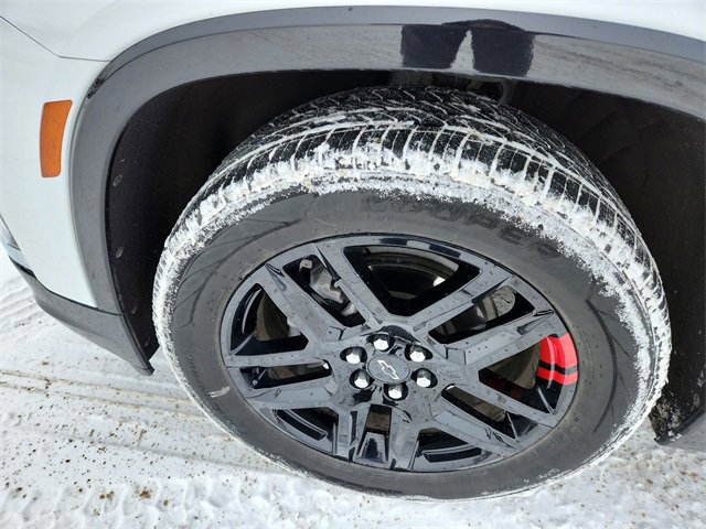 Certified 2023 Chevrolet Traverse Premier w/ Redline Edition image 34