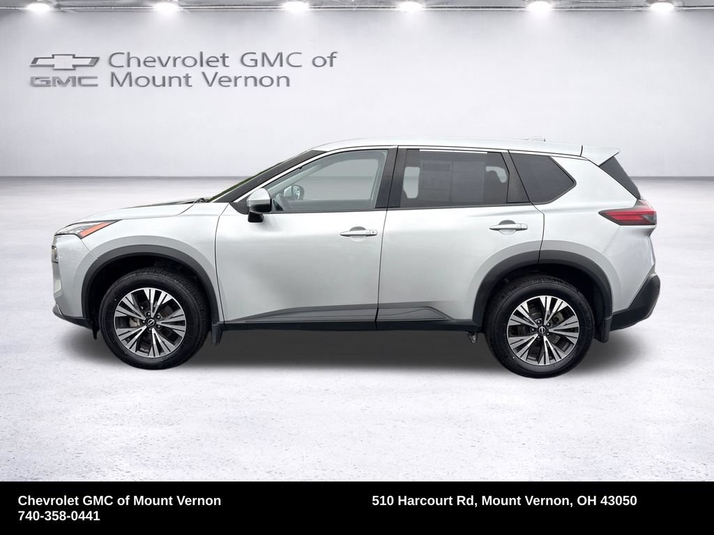 Used 2023 Nissan Rogue SV AWD/4WD image 2