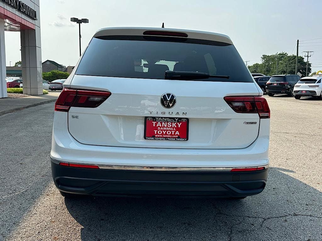 Used 2024 Volkswagen Tiguan SE AWD/4WD image 4