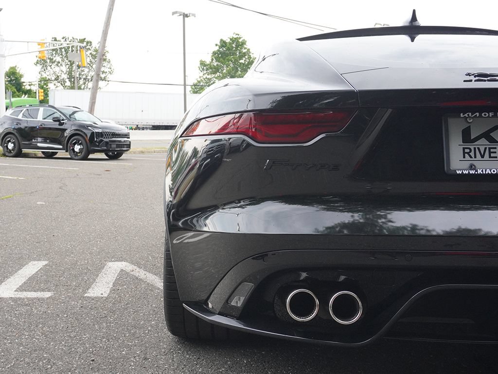 Used 2023 Jaguar F-TYPE R AWD/4WD image 15