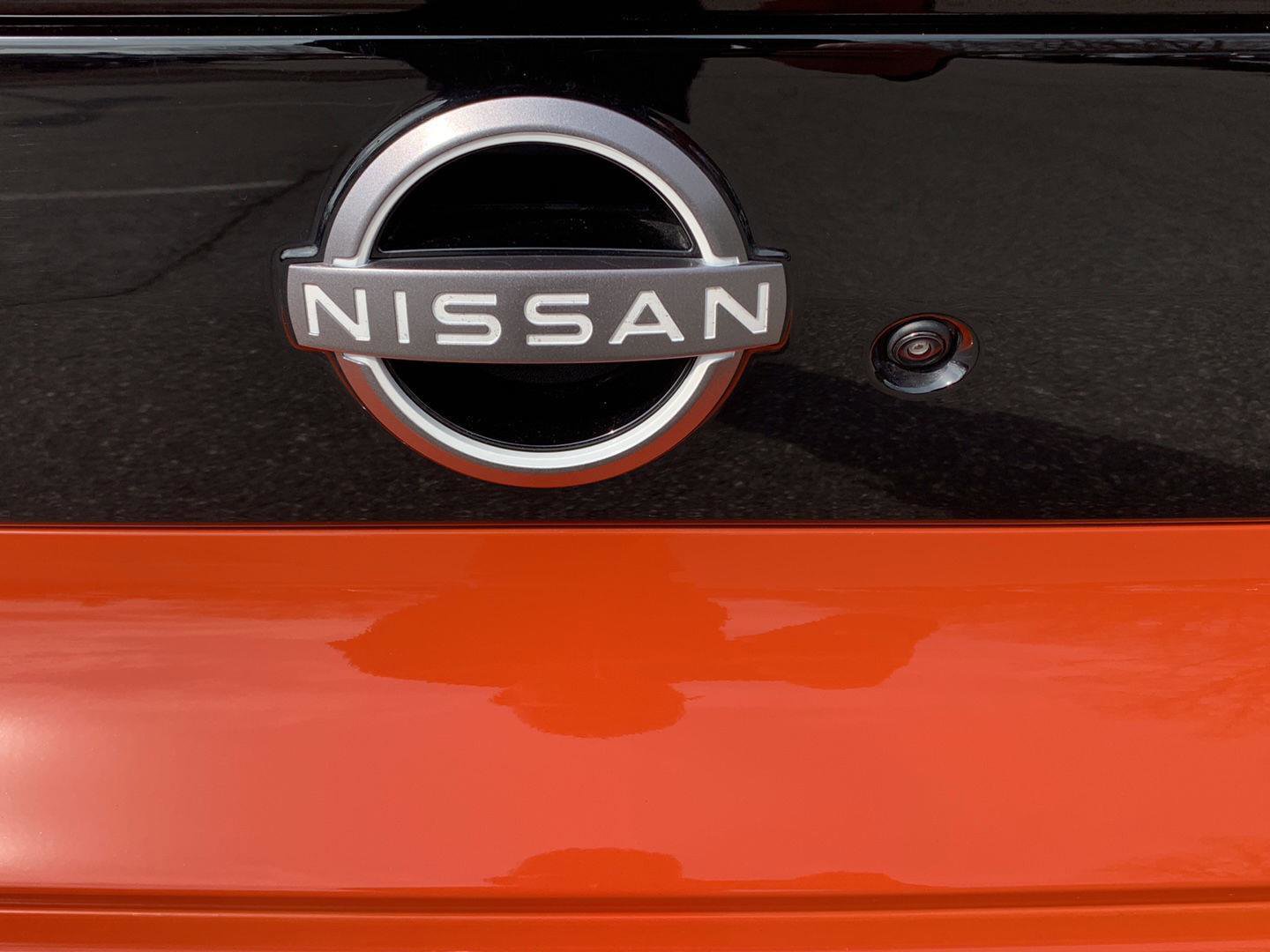 Certified 2024 Nissan Z Performance w/ Heritage Edition image 18