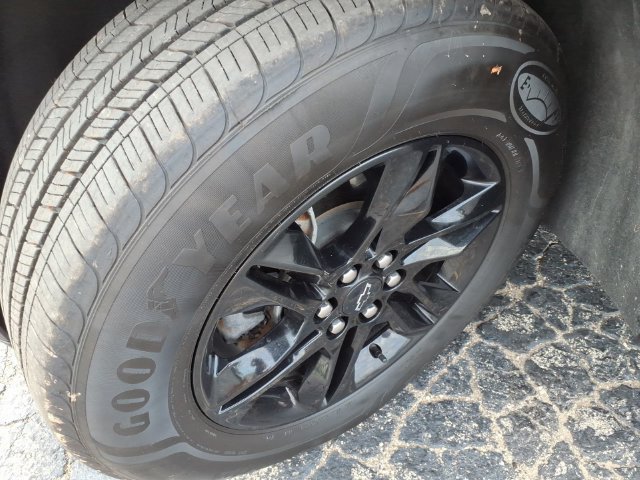 Certified 2023 Chevrolet Traverse LT FWD image 15