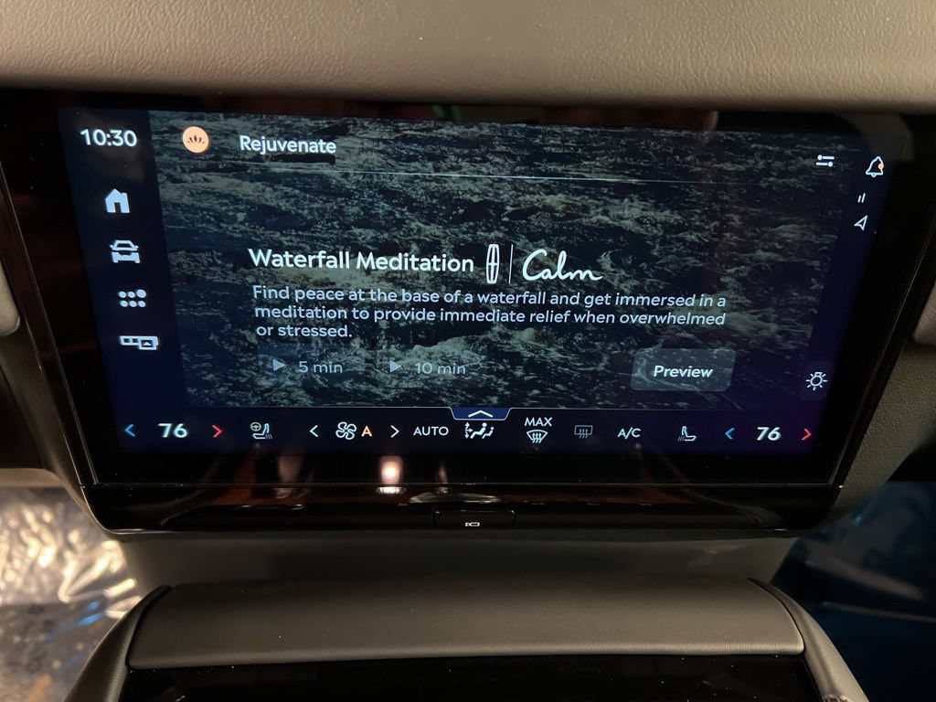 New 2026 Lincoln Navigator Black Label AWD/4WD image 10