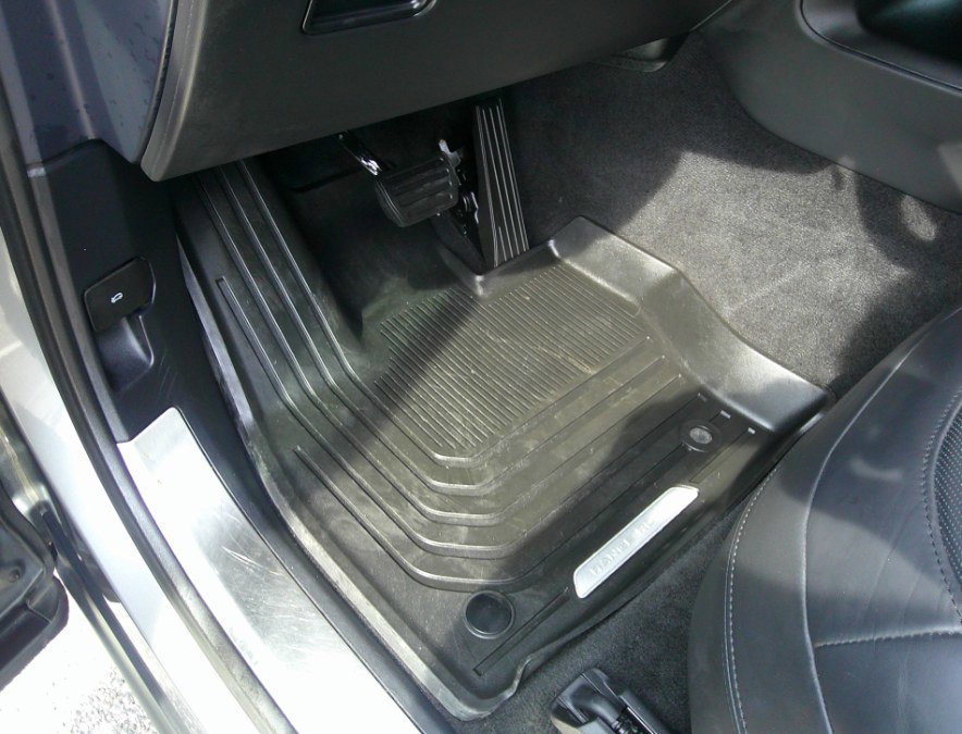 Used 2023 Land Rover Range Rover Sport SE image 24