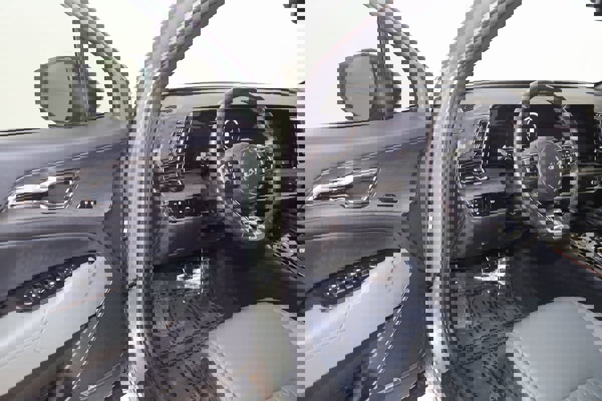 Used 2024 Kia Sportage X-Line Prestige image 48