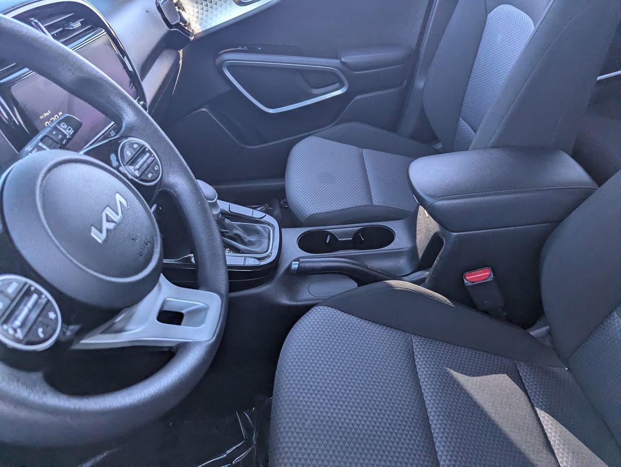 Used 2023 Kia Soul S FWD image 17