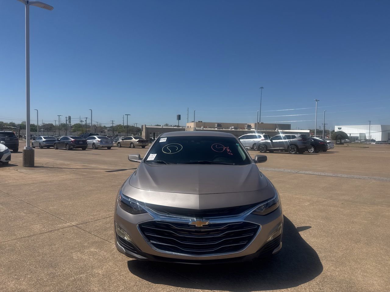 Used 2023 Chevrolet Malibu LT w/ Driver Confidence Package image 4