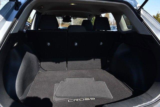 Used 2025 Toyota Corolla Cross LE image 24