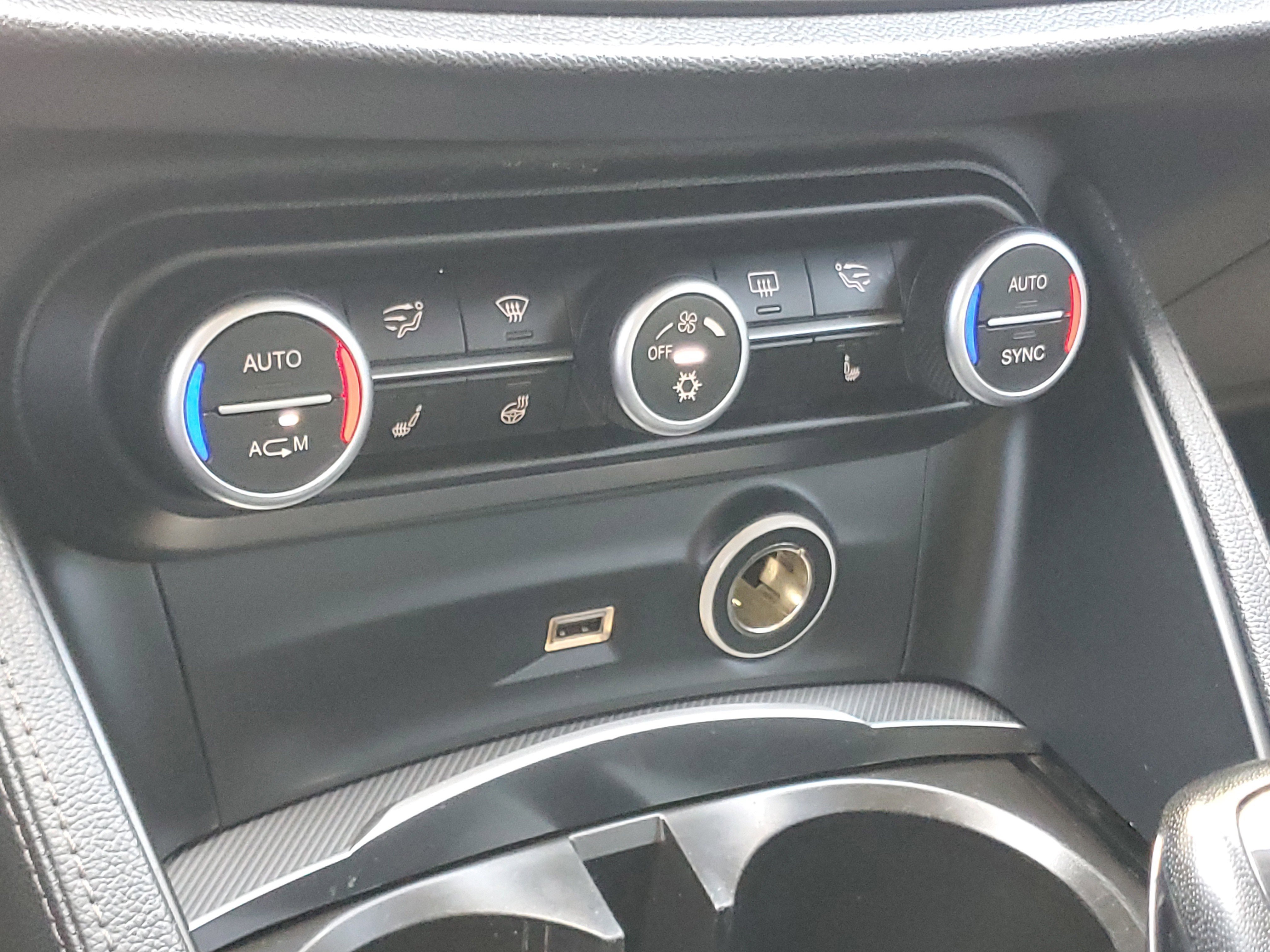 Used 2018 Alfa Romeo Stelvio Sport w/ Quick Order Package 22J Sport image 27